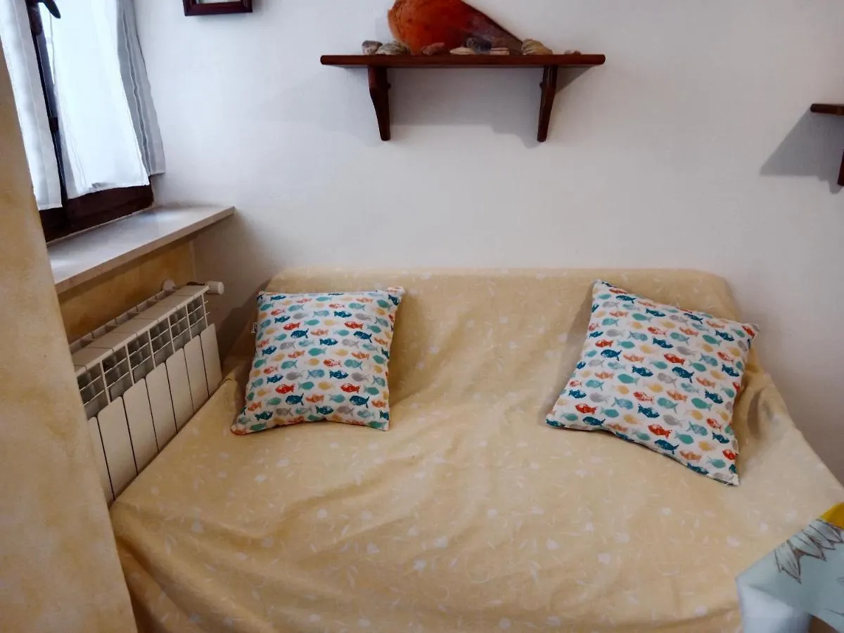 Casa Girasole Apartman Giglio Castello